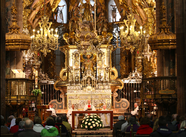 Información sobre el traslado de las misas de la Catedral de Santiago  durante las obras en el interior de la basílica | Catedral de Santiago